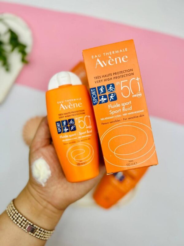 ضدآفتاب اون SPF 50+ بدون رنگ (100 میل)